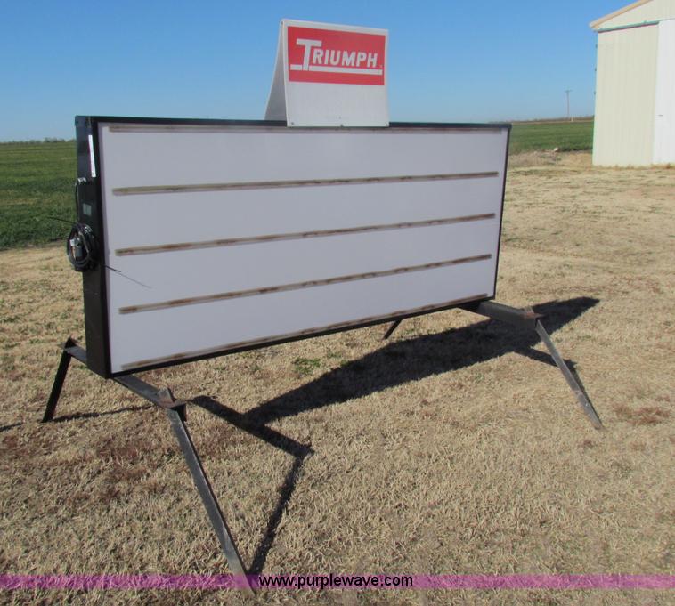 image for item D9224 4' x 8' lighted sign