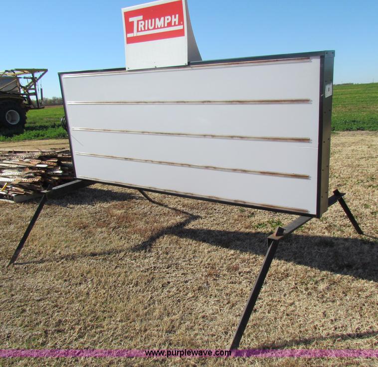 image for item D9224 4' x 8' lighted sign