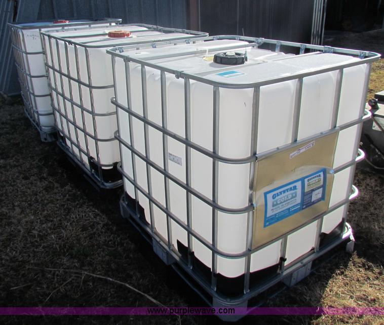 image for item D9225 (3) 275 gallon tanks