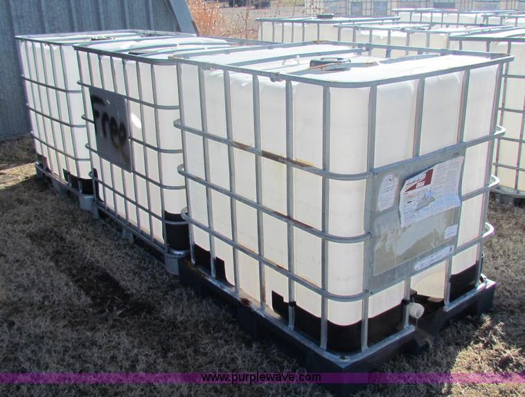 image for item D9228 (3) 275 gallon tanks