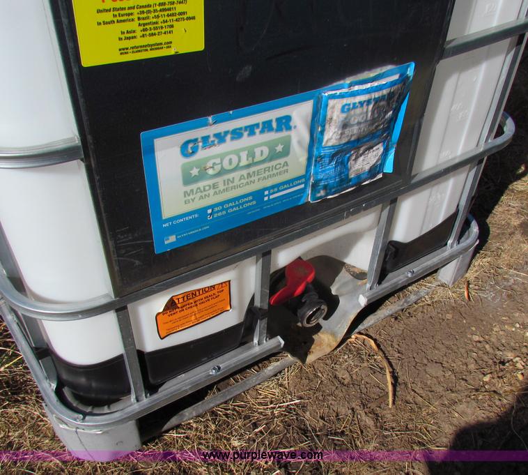 image for item D9228 (3) 275 gallon tanks