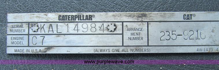 image for item D9251 2004 GMC C8500 engine and belt driven accessories and air compressor