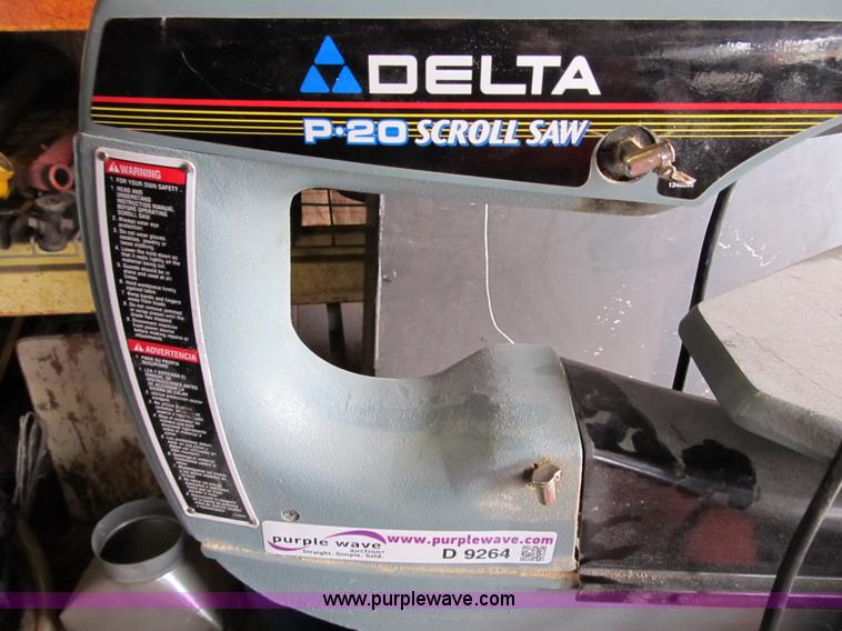 Delta P20 scroll saw in Moberly, MO Item D9264 sold Purple Wave