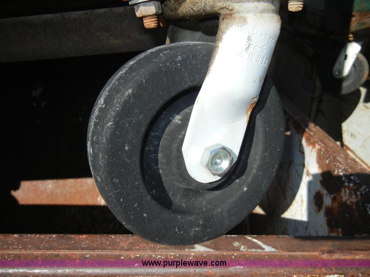 image for item H9099 (12) dumpsters on casters