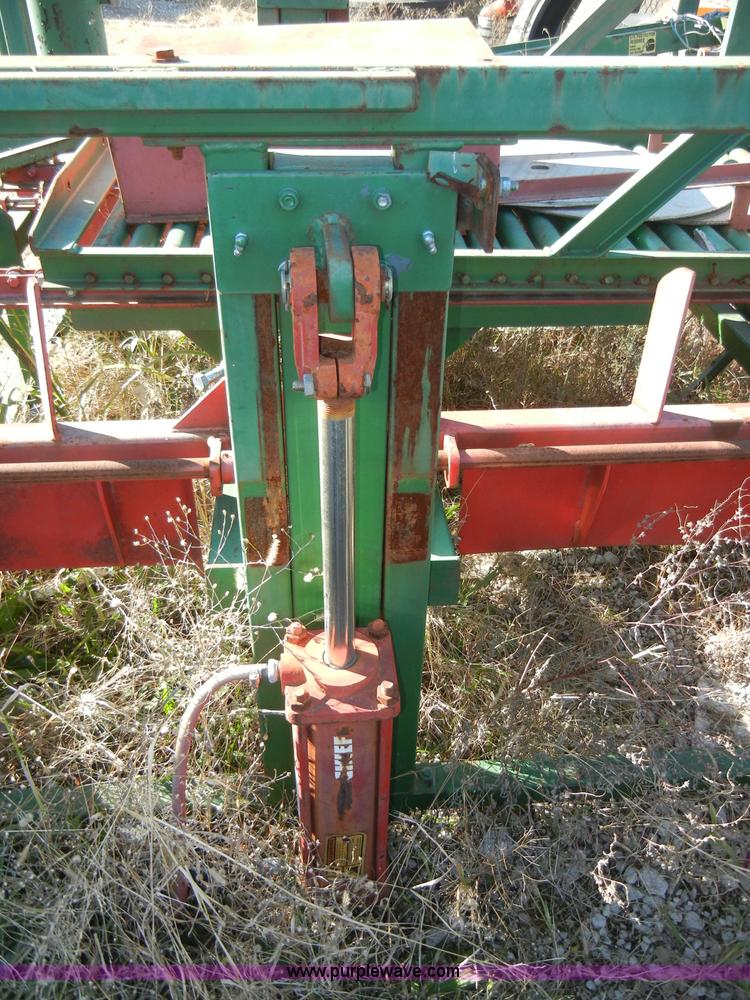 image for item H9101 (2) Willow Creek pallet stackers