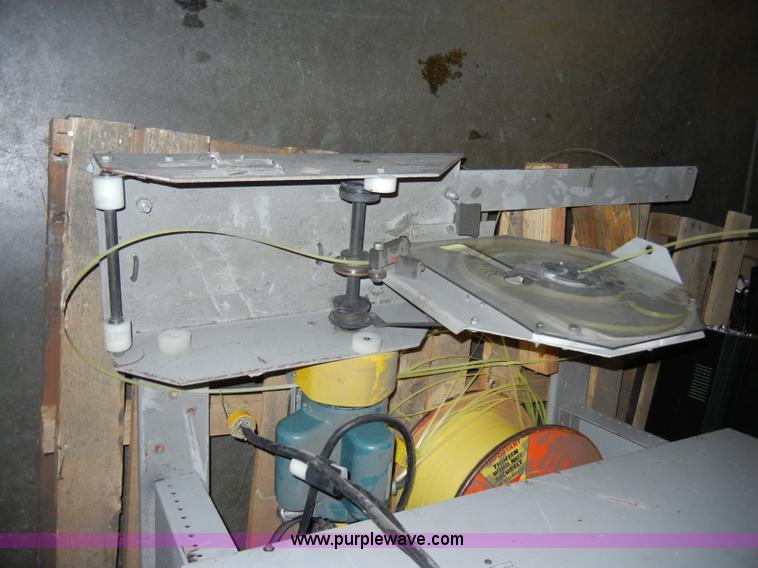 image for item H9123 Signode Spirit strapping machine