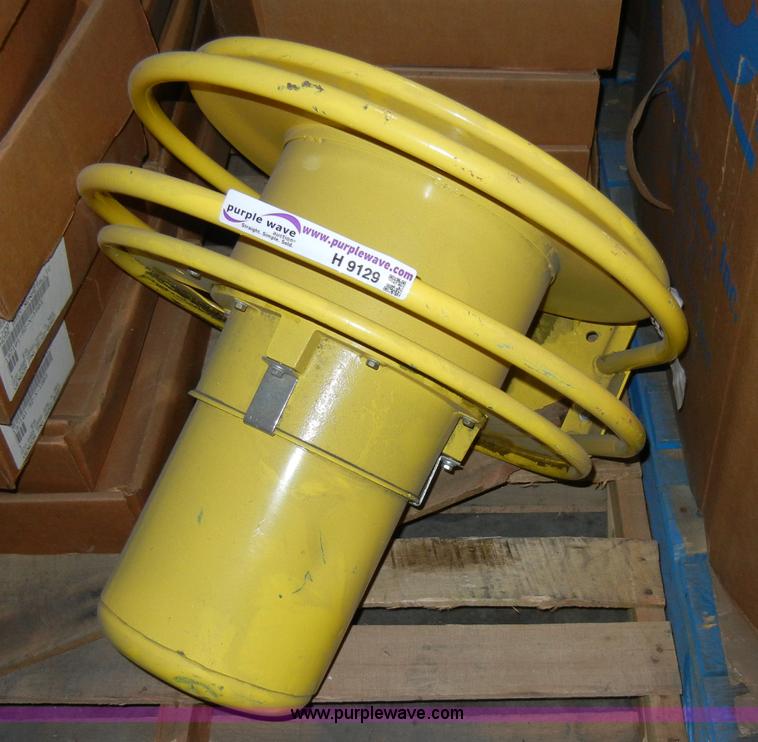 image for item H9129 Aero-Motive electric cable reel