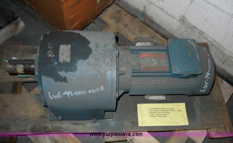 image for item H9132 (8) assorted motors