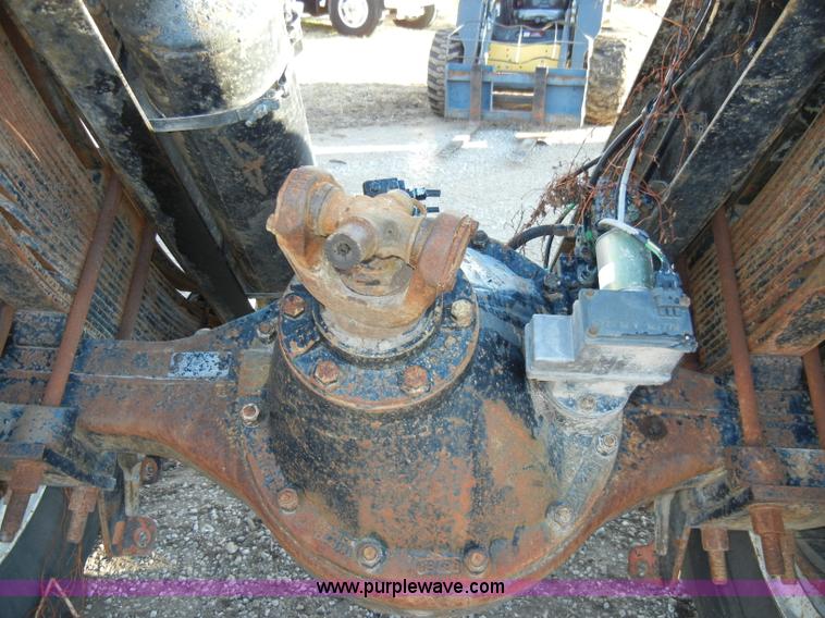 image for item H9190 Wheels and tires with axle