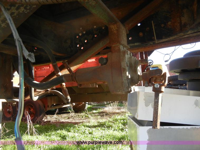 image for item H9196 Tradewind 22' grain bed