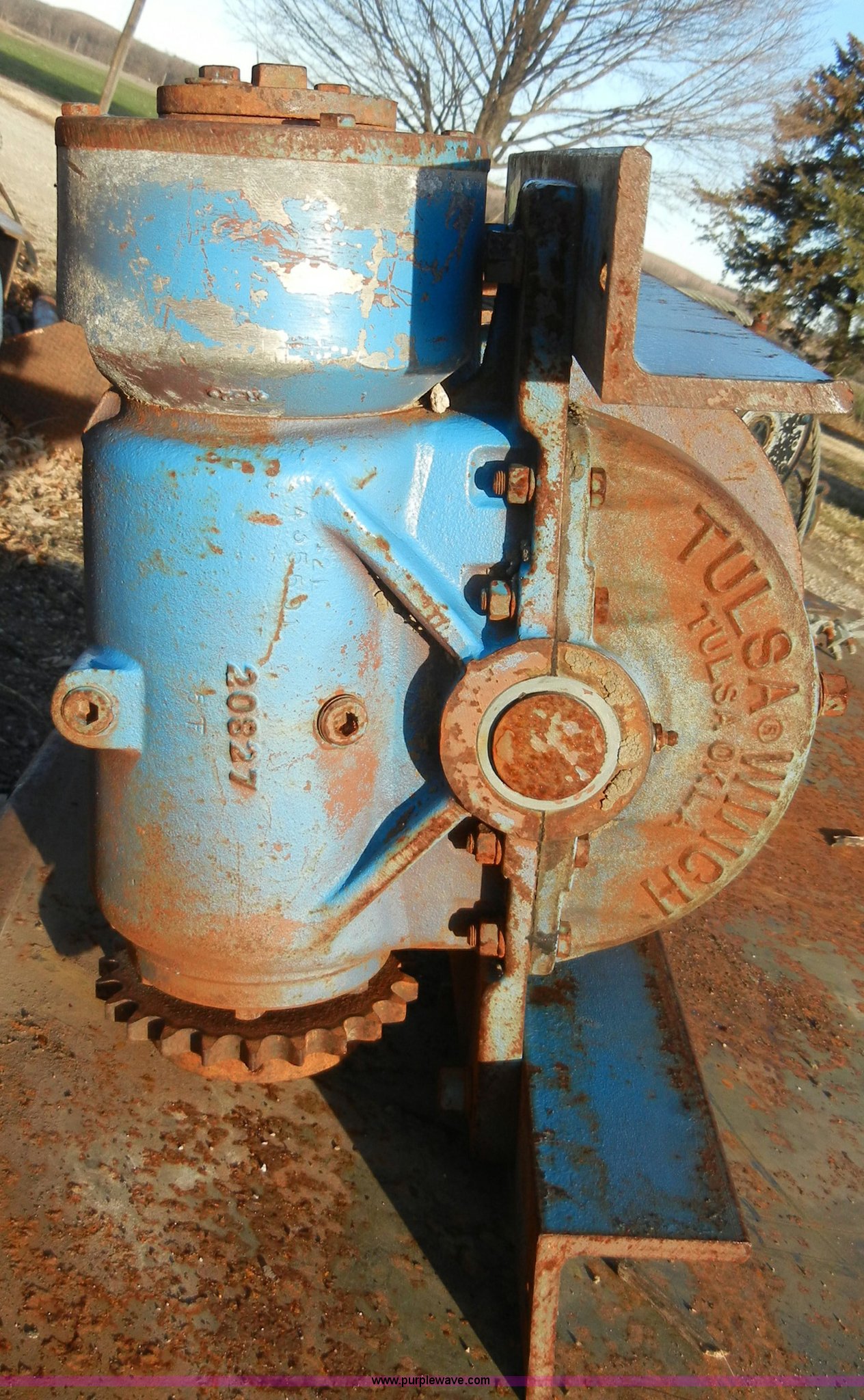 Tulsa winch in Manhattan, KS Item H9189 sold Purple Wave