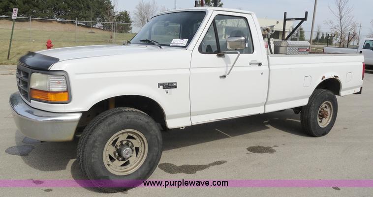 image for item A3275 1997 Ford F250 Heavy Duty pickup truck