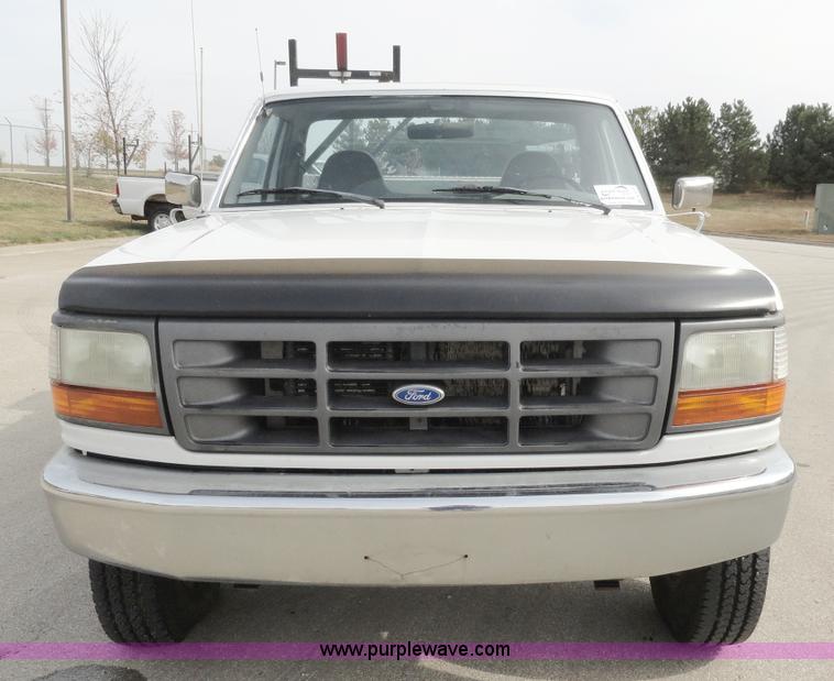image for item A3275 1997 Ford F250 Heavy Duty pickup truck