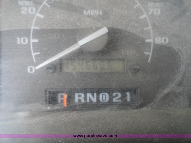 image for item A3275 1997 Ford F250 Heavy Duty pickup truck