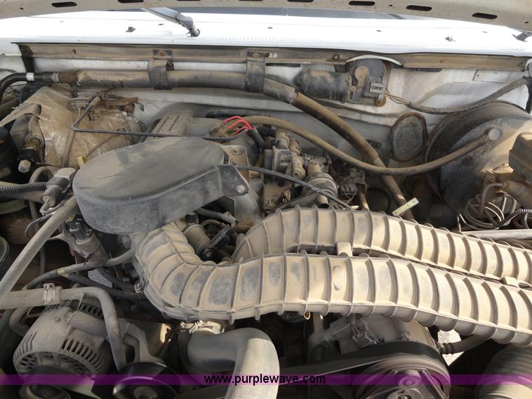 image for item A3275 1997 Ford F250 Heavy Duty pickup truck