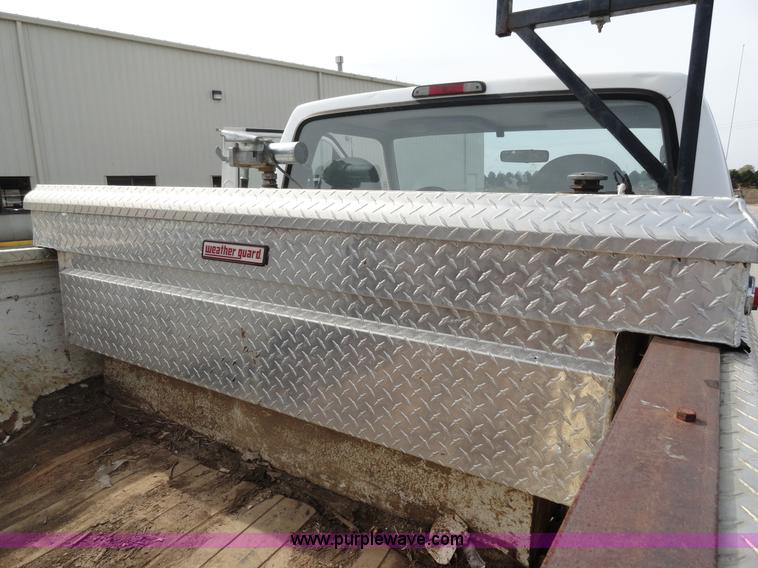 image for item A3275 1997 Ford F250 Heavy Duty pickup truck