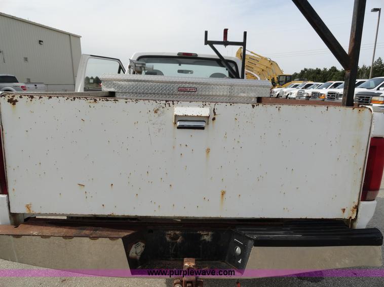 image for item A3275 1997 Ford F250 Heavy Duty pickup truck