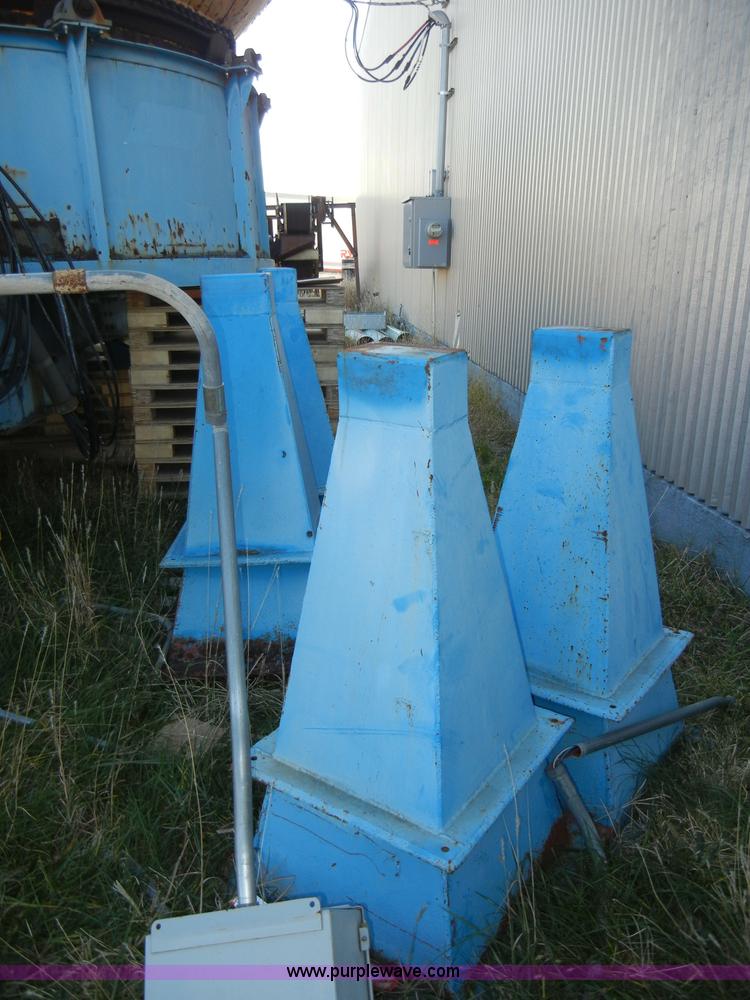 image for item A3316 CW Mills non-portable tub grinder