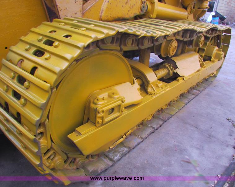 image for item A3503 Caterpillar 977 track loader