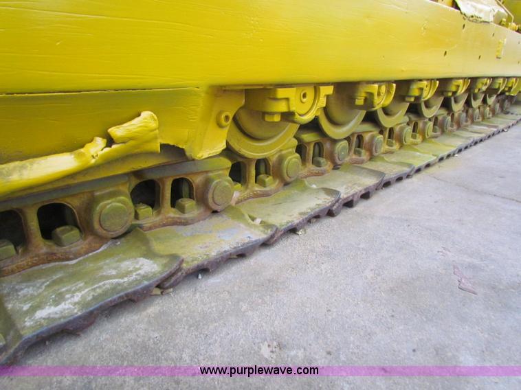 image for item A3503 Caterpillar 977 track loader