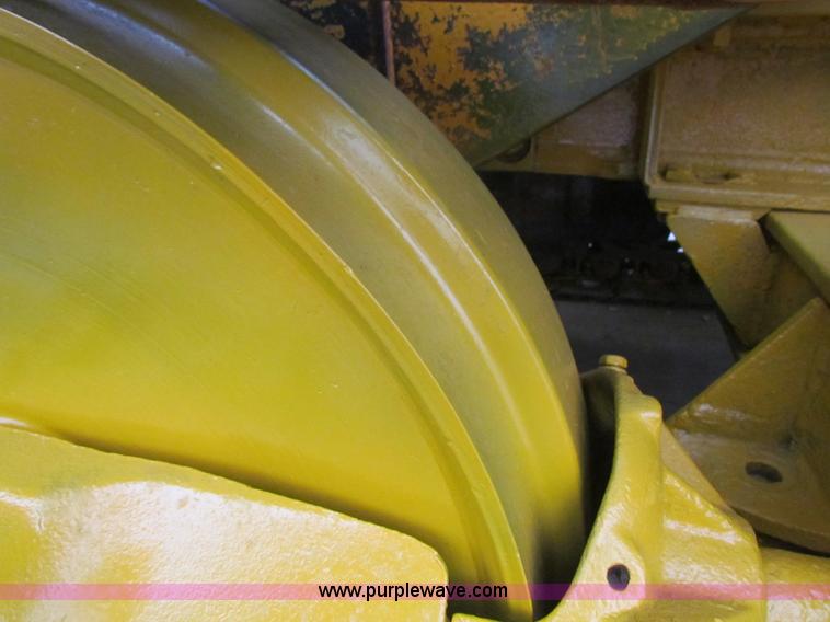image for item A3503 Caterpillar 977 track loader