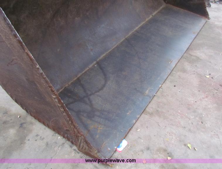 image for item A3503 Caterpillar 977 track loader