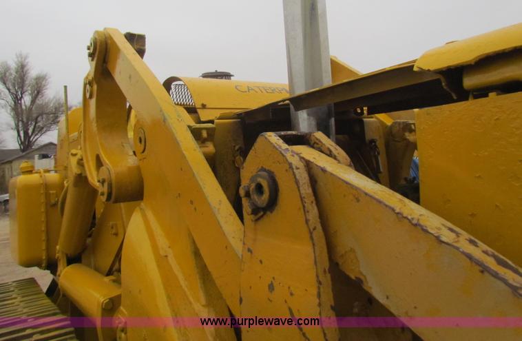 image for item A3503 Caterpillar 977 track loader
