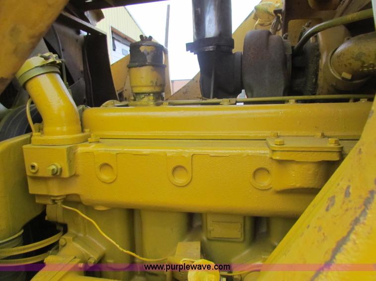image for item A3503 Caterpillar 977 track loader