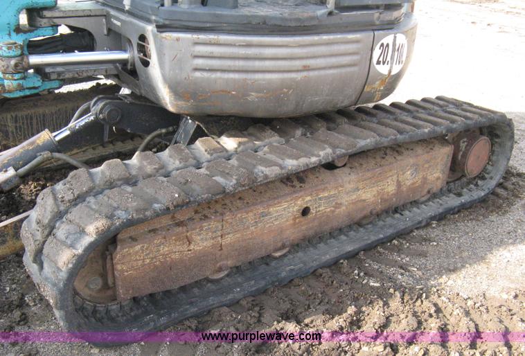 image for item A4481 2001 Kobelco 35SR compact excavator