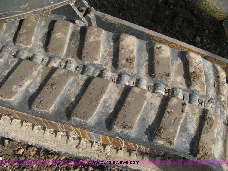 image for item A4481 2001 Kobelco 35SR compact excavator