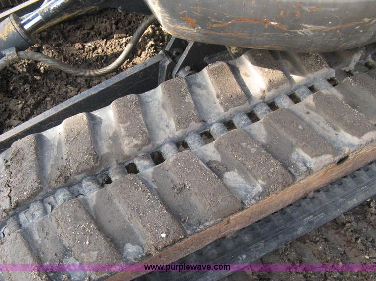 image for item A4481 2001 Kobelco 35SR compact excavator