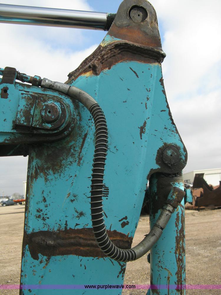 image for item A4481 2001 Kobelco 35SR compact excavator