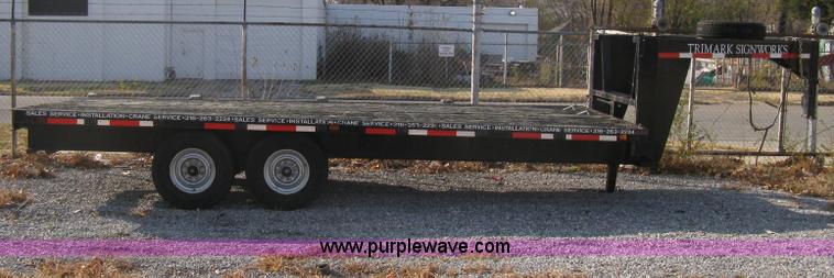 image for item A4483 1982 LCT 20' gooseneck flatbed trailer