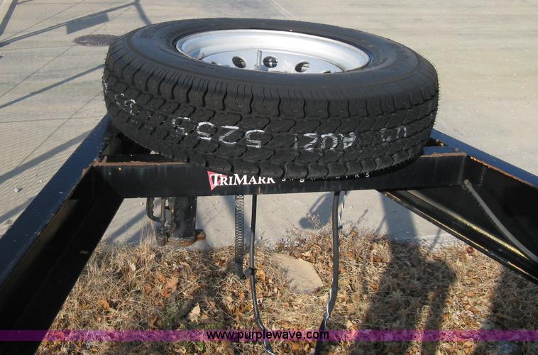 image for item A4483 1982 LCT 20' gooseneck flatbed trailer