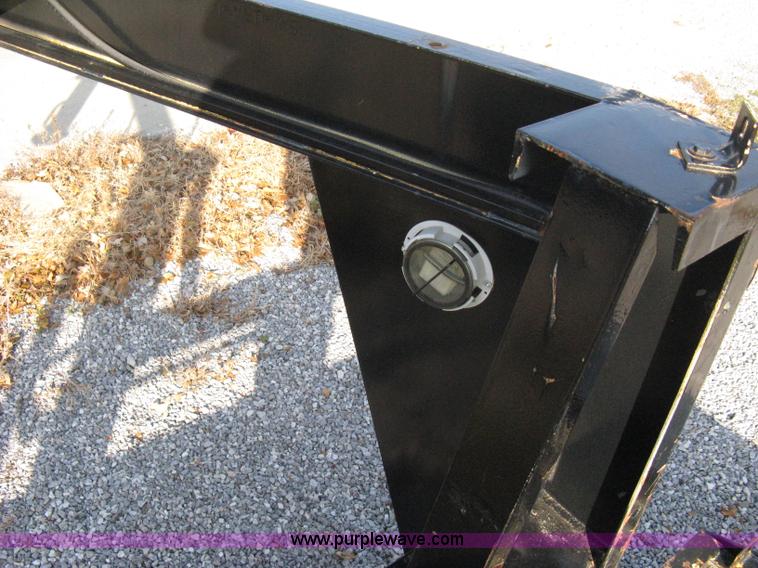 image for item A4483 1982 LCT 20' gooseneck flatbed trailer