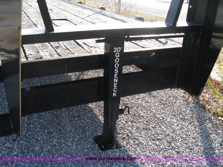 image for item A4483 1982 LCT 20' gooseneck flatbed trailer
