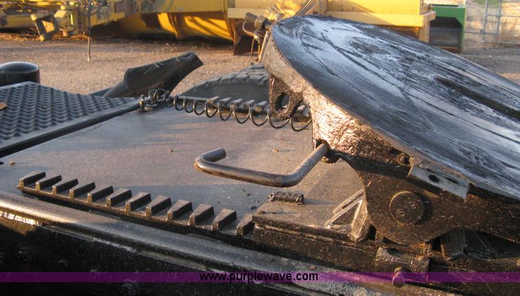 image for item A4487 1990 Ford LTA9000 Aero Max 106 semi truck