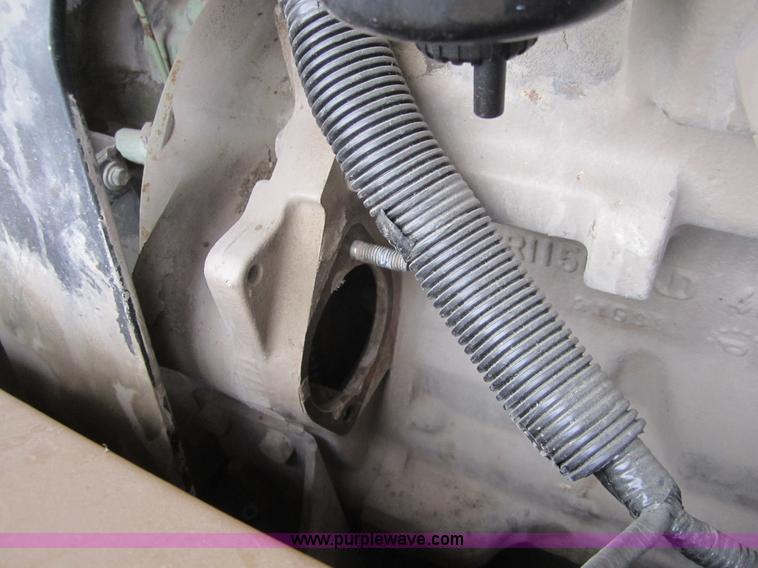 image for item A5686 Sullair 185 air compressor