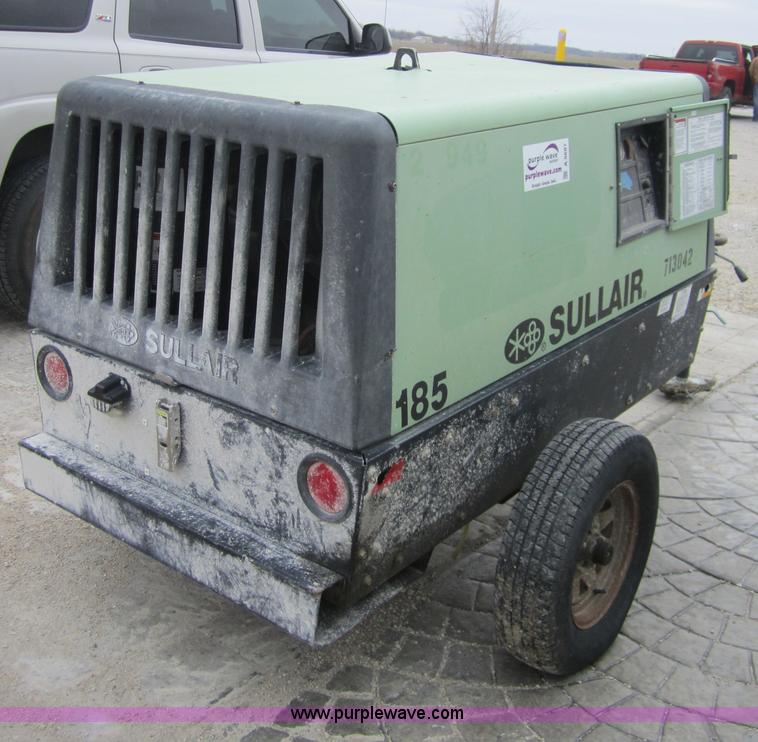 image for item A5687 Sullair 185 air compressor