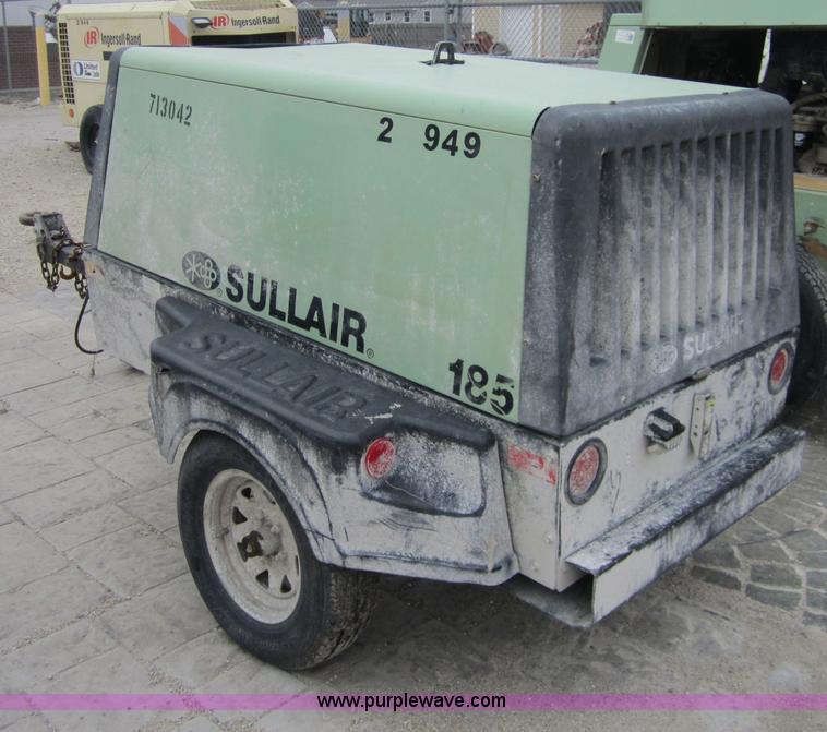 image for item A5687 Sullair 185 air compressor