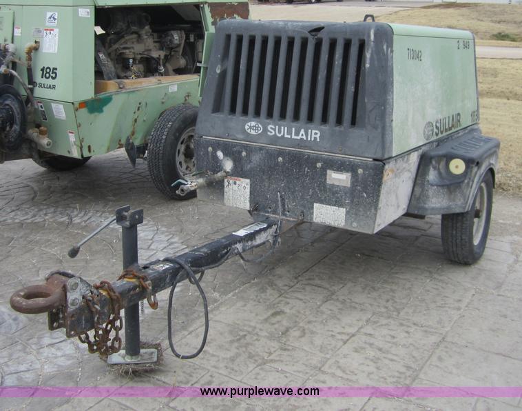 image for item A5687 Sullair 185 air compressor