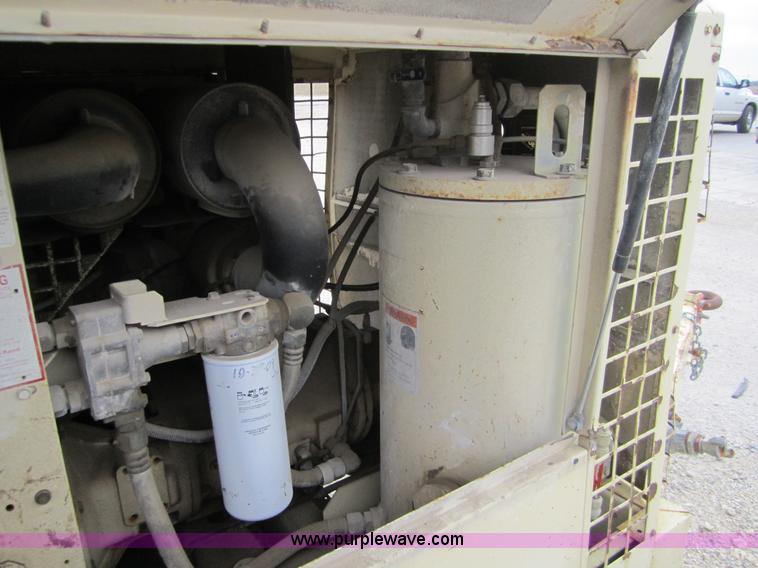 image for item A5688 1998 Ingersoll Rand P375WCU air compressor