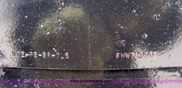 image for item A5689 1975 Fruehauf 30' dump trailer