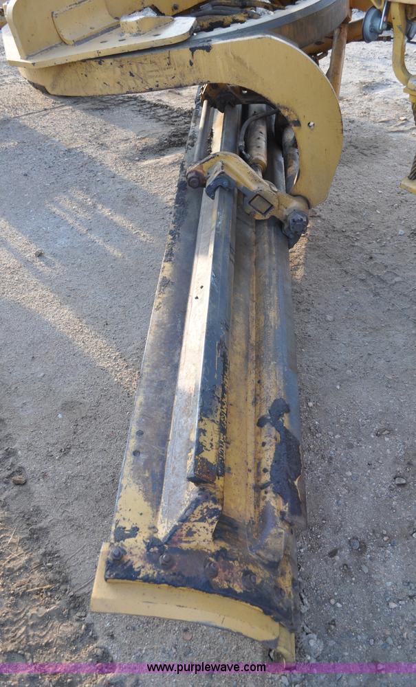 image for item A5739 1989 Caterpillar 140G motor grader