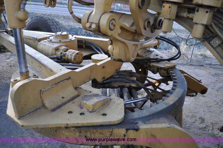 image for item A5739 1989 Caterpillar 140G motor grader