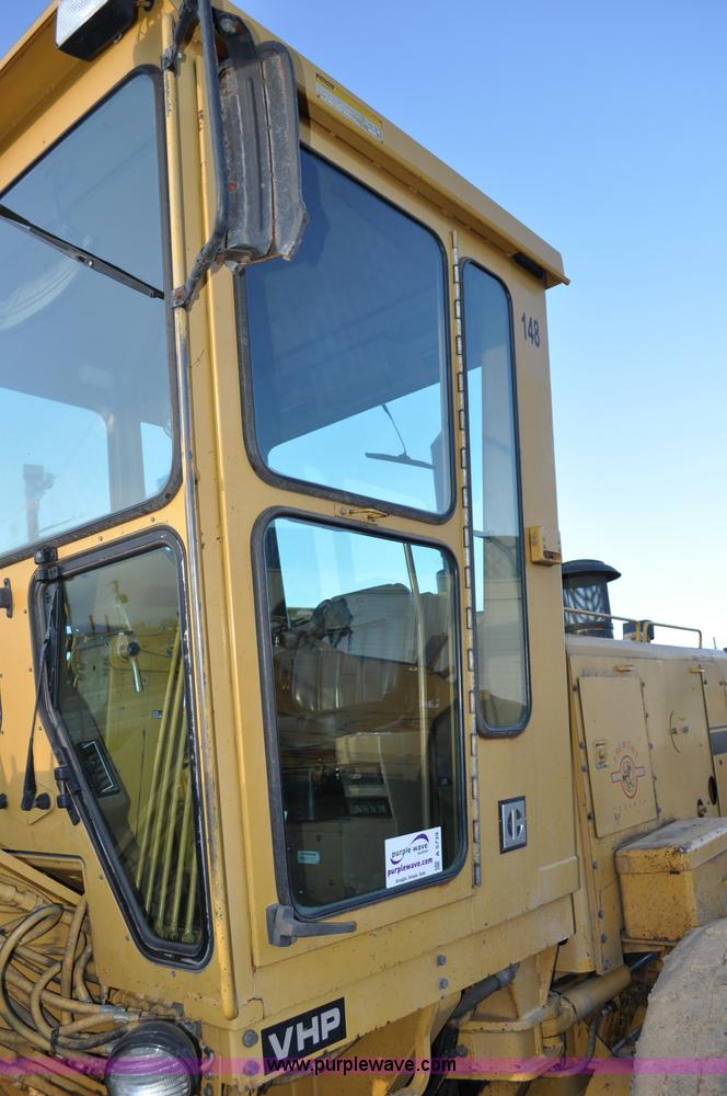 image for item A5739 1989 Caterpillar 140G motor grader
