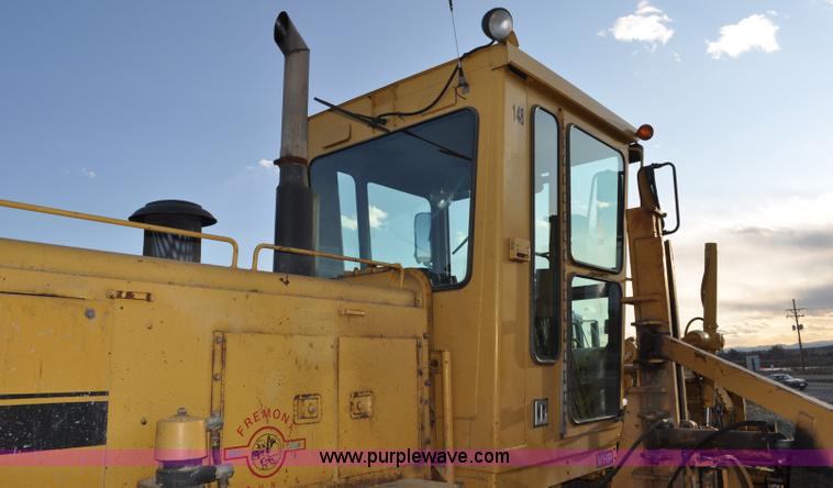 image for item A5739 1989 Caterpillar 140G motor grader