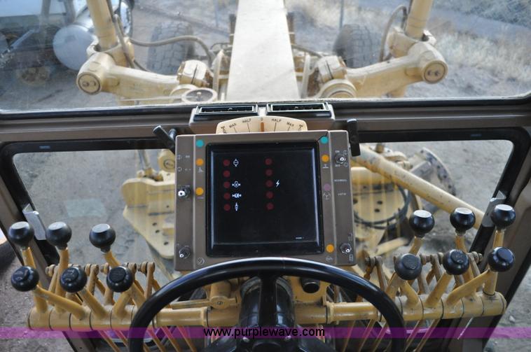 image for item A5739 1989 Caterpillar 140G motor grader