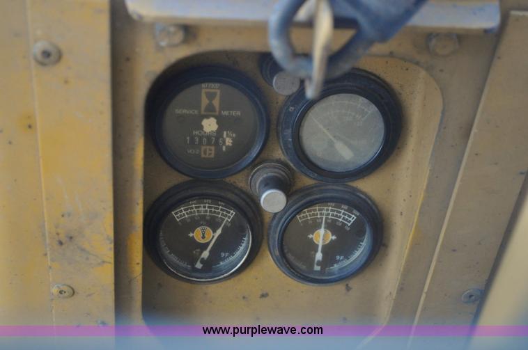 image for item A5739 1989 Caterpillar 140G motor grader