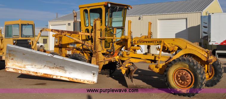 image for item A5749 1976 Caterpillar 120G motor grader